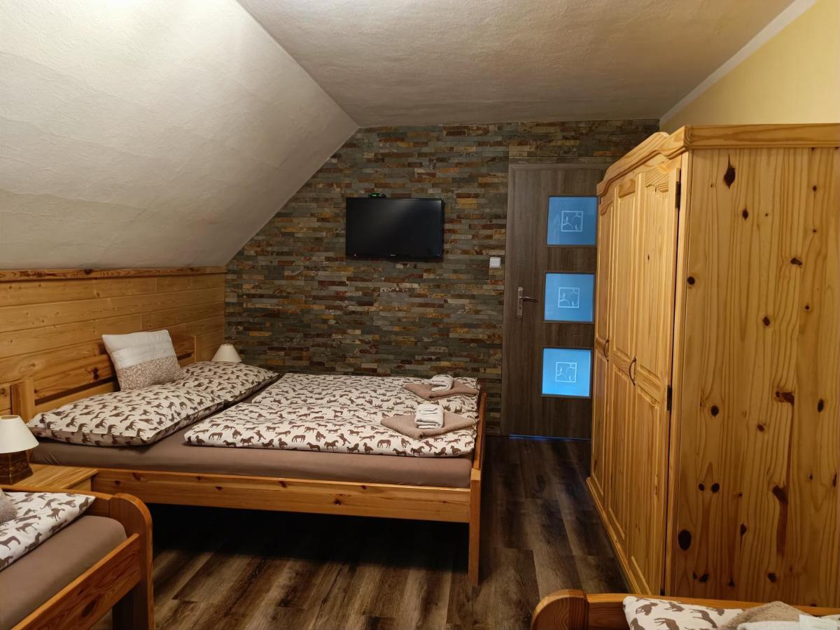 Jizdarna Malenovice Apartment Malenovice  Luaran gambar