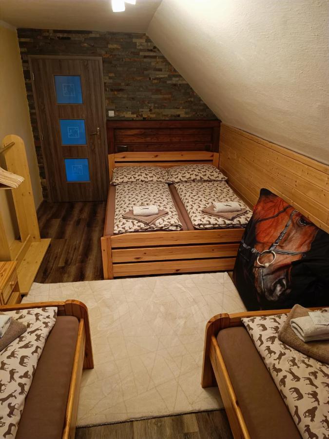 Jizdarna Malenovice Apartment Malenovice  Luaran gambar