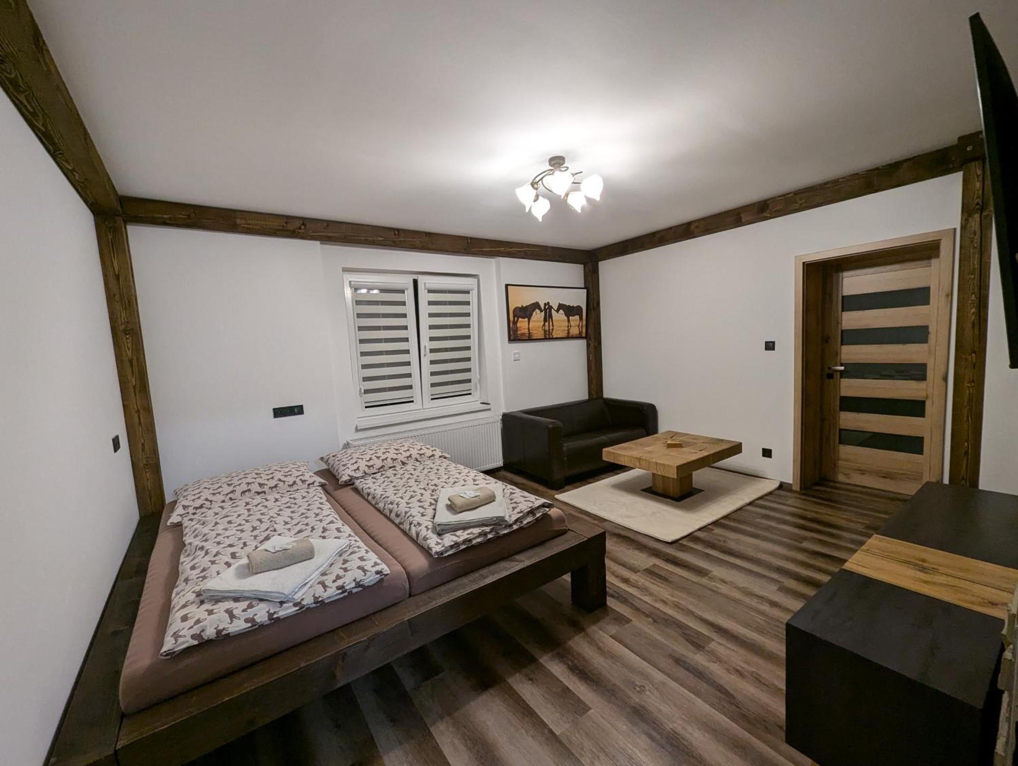 Jizdarna Malenovice Apartment Malenovice  Luaran gambar