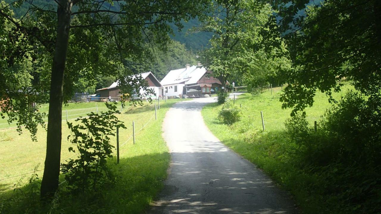 Jizdarna Malenovice Apartment Malenovice  Luaran gambar